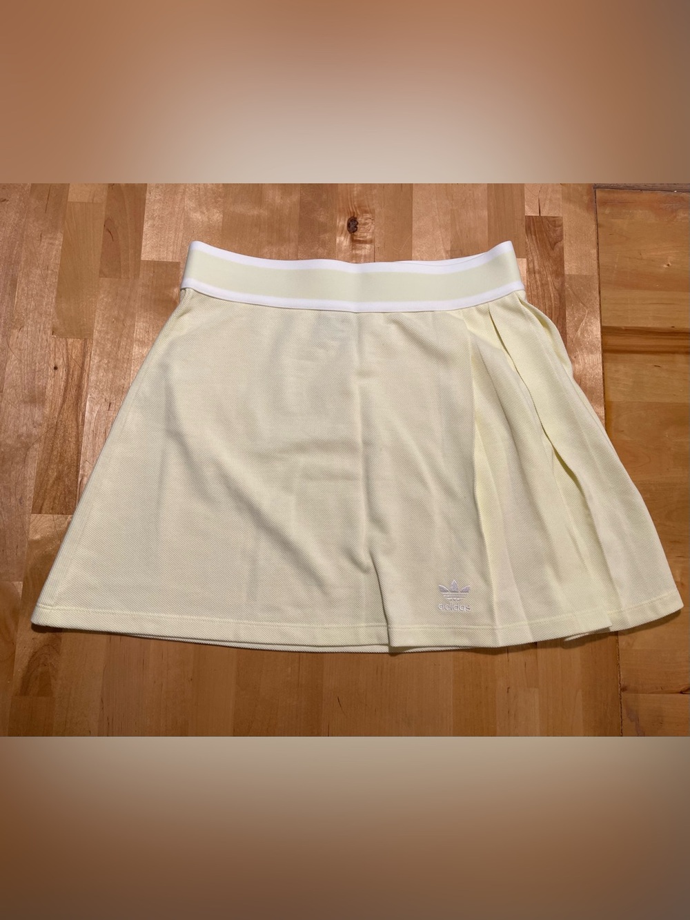 Adidas Originals Pale Yellow Tennis Skort / Pleated Mini Skirt (Size S)